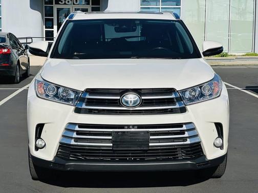 2017 Toyota Highlander Hybrid Platinum