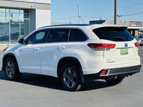 2017 Toyota Highlander Hybrid Platinum