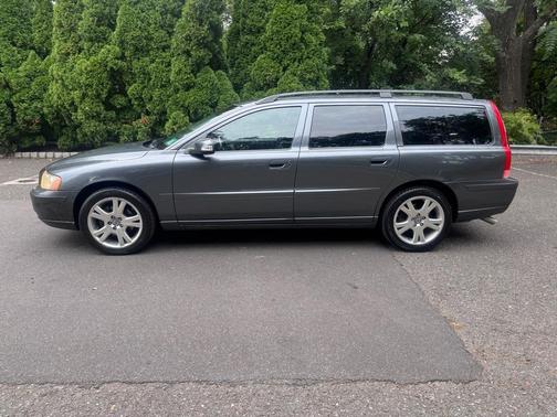 2007 Volvo V70 2.4