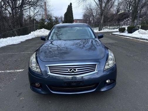 2010 INFINITI G37x Base