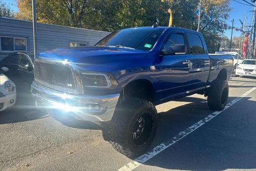 2014 RAM 2500 SLT Crew Cab SWB 4WD