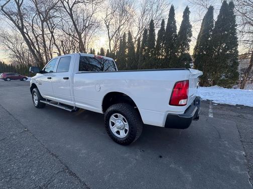 2017 RAM 3500 Tradesman Crew Cab 4WD