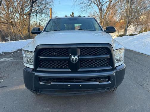 2017 RAM 3500 Tradesman Crew Cab 4WD