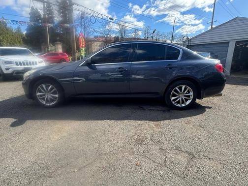 2009 INFINITI G37x Base