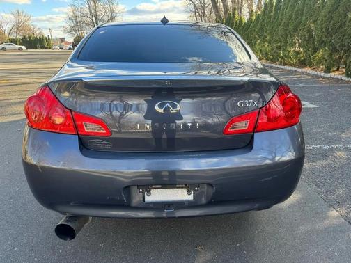 2009 INFINITI G37x Base