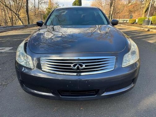 2009 INFINITI G37x Base