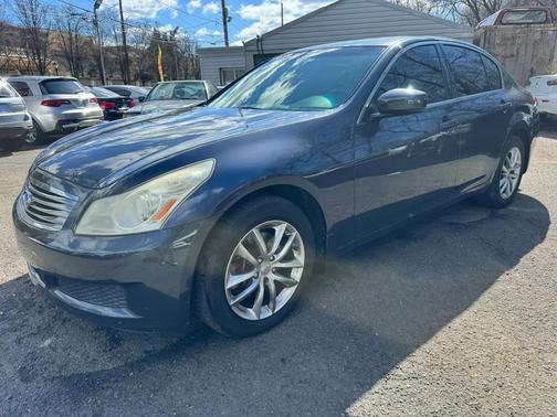 2009 INFINITI G37x Base