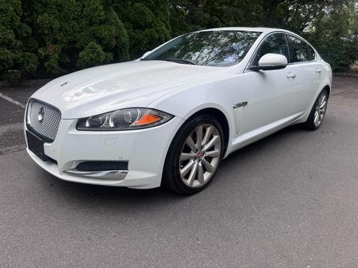 2014 Jaguar XF SC