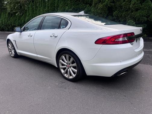 2014 Jaguar XF SC