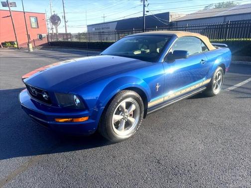 2006 Ford Mustang Deluxe