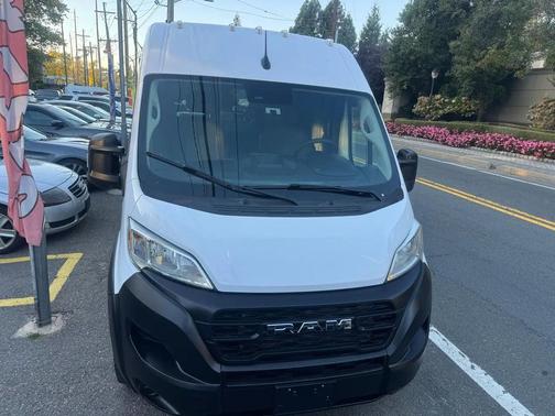White 2023 RAM ProMaster 2500 High Roof