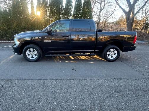 2016 RAM 1500 Tradesman/Express