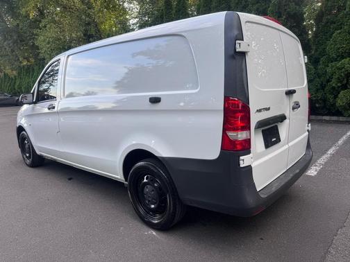 2019 Mercedes-Benz Metris Base