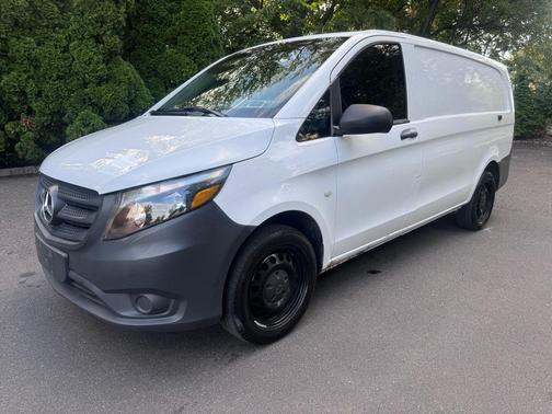 2019 Mercedes-Benz Metris Base