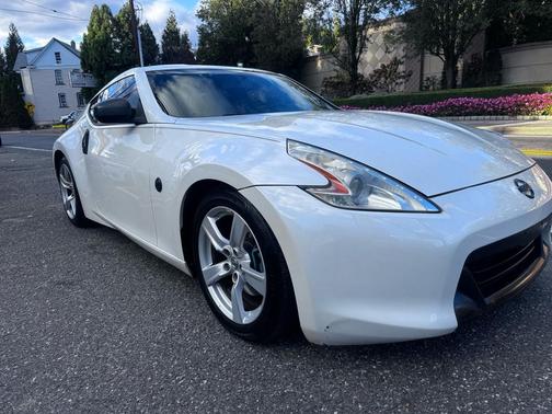 2010 Nissan 370Z Base