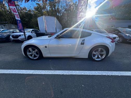 2010 Nissan 370Z Base