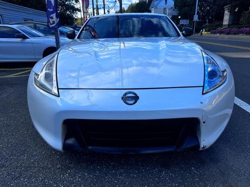 2010 Nissan 370Z Base