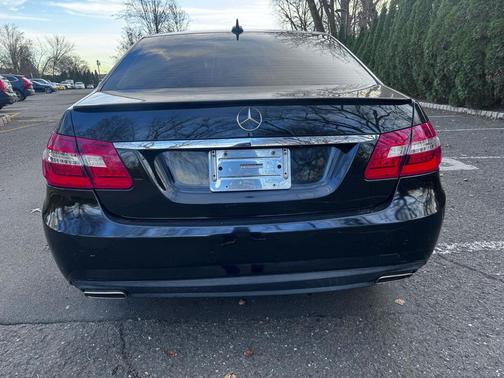 2011 Mercedes-Benz E-Class E350 Sedan 4MATIC