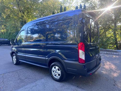 2018 Ford Transit-250 Base