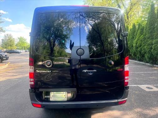 2010 Mercedes-Benz Sprinter 2500