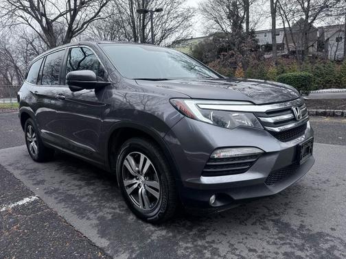 2017 Honda Pilot EX