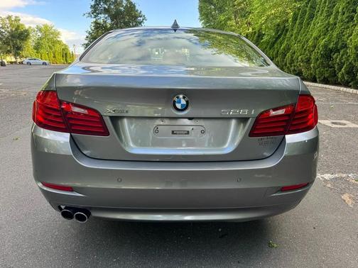Silver 2014 BMW 528 528i xDrive