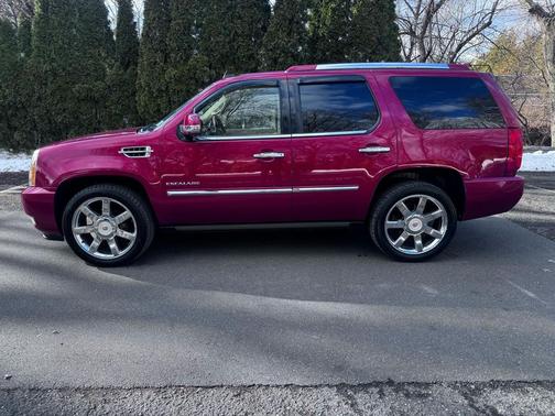 2012 Cadillac Escalade Luxury