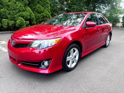2014 Toyota Camry SE Sport