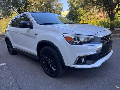 2017 Mitsubishi Outlander Sport 2.0 LE