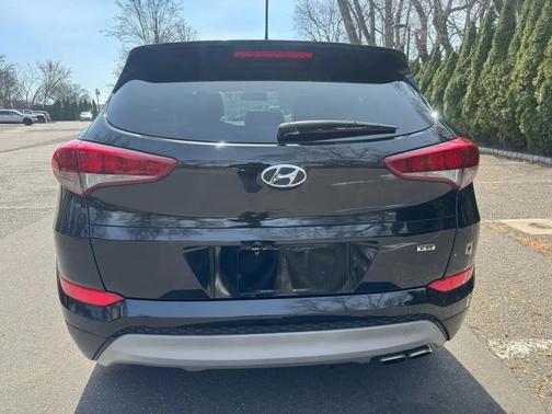 2017 Hyundai TUCSON Sport