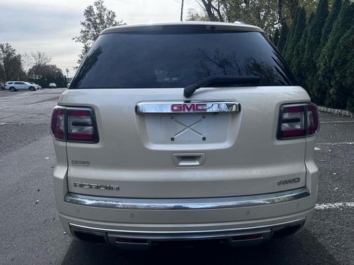 2015 GMC Acadia Denali
