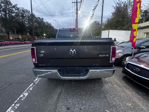 2016 RAM 1500 Laramie