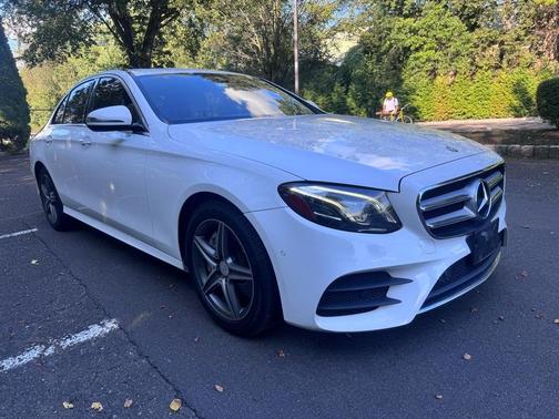 2017 Mercedes-Benz E-Class E300 Luxury 4MATIC Sedan