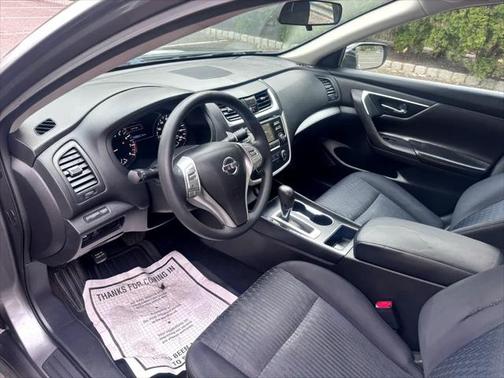 2016 Nissan Altima 2.5 SR