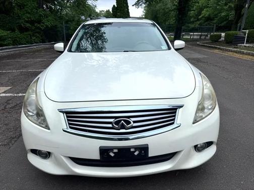 2010 INFINITI G37x Base
