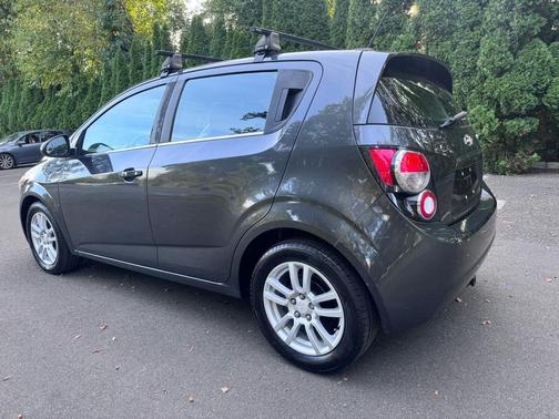 2016 Chevrolet Sonic LT
