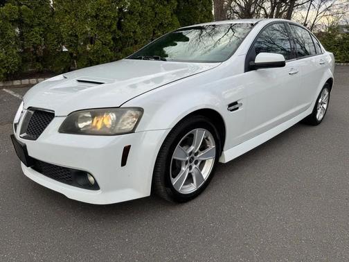 White 2009 Pontiac G8 GT