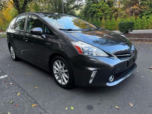 2012 Toyota Prius v Five
