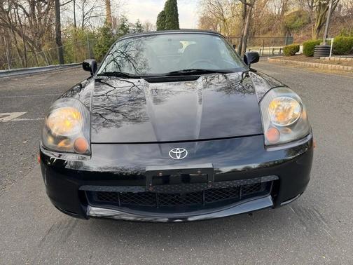 Black 2000 Toyota MR2 Base