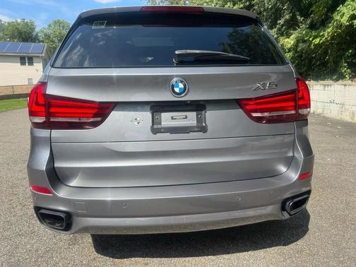 Gray 2014 BMW X5 xDrive50i