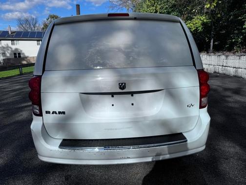 2014 RAM Cargo Tradesman