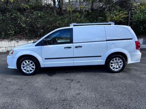 2014 RAM Cargo Tradesman