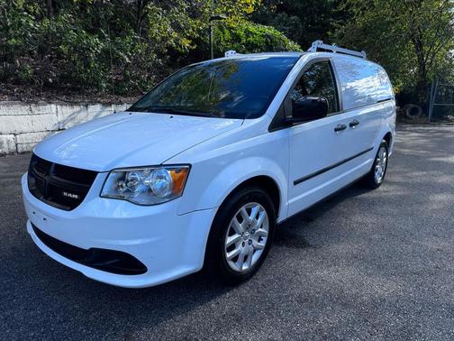 2014 RAM Cargo Tradesman