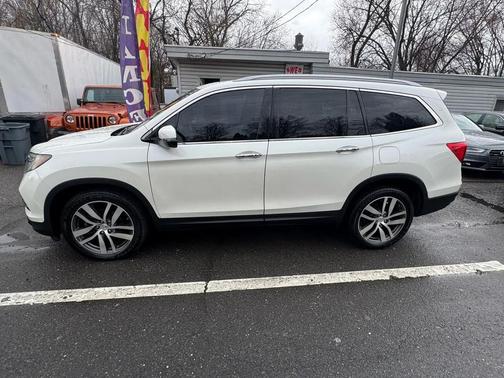 2017 Honda Pilot Touring