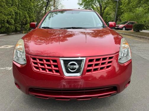 Red 2008 Nissan Rogue SL