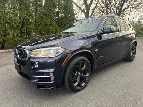 Blue 2017 BMW X5 xDrive35i