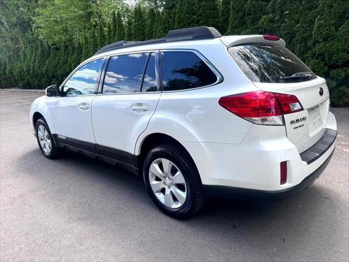 2012 Subaru Outback 2.5i Premium
