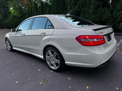 2010 Mercedes-Benz E-Class E350 Sedan 4MATIC