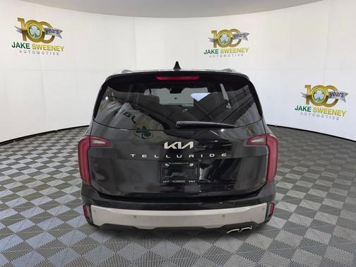 Ebony Black 2024 Kia Telluride S