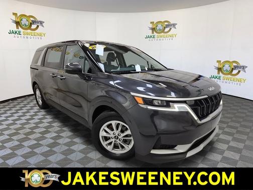 2024 Kia Carnival LX